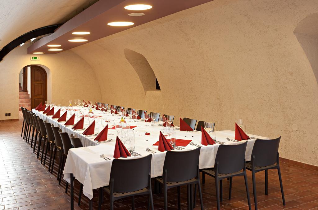 Hotel Pod Zamkem Boskovice Εξωτερικό φωτογραφία
