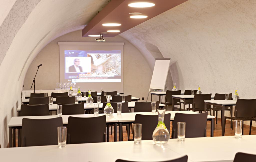 Hotel Pod Zamkem Boskovice Εξωτερικό φωτογραφία