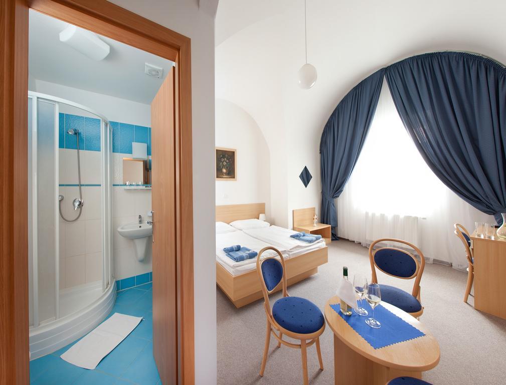Hotel Pod Zamkem Boskovice Εξωτερικό φωτογραφία